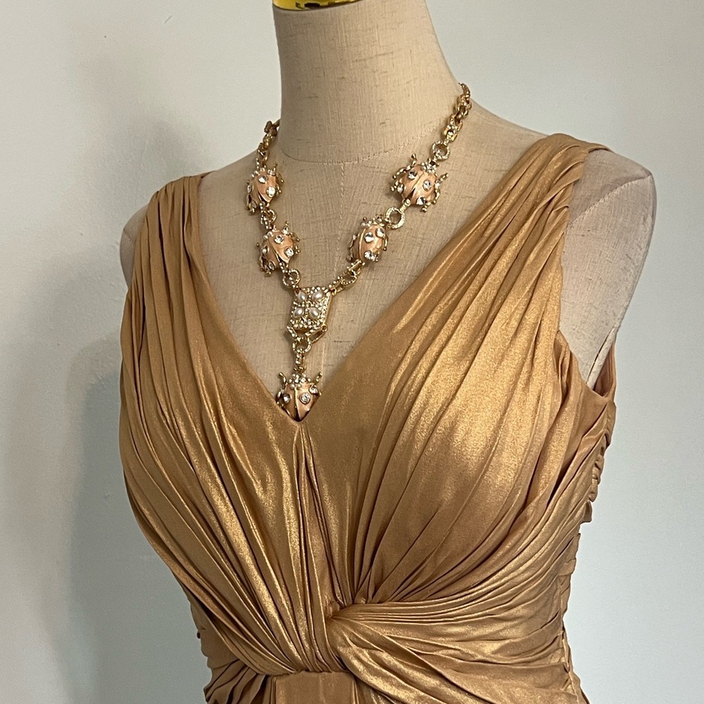 NWT, Natasha,Exquisite Scarab,Soft Peach & Gold Necklace w/ Intricate Detailing - Picture 4 of 8